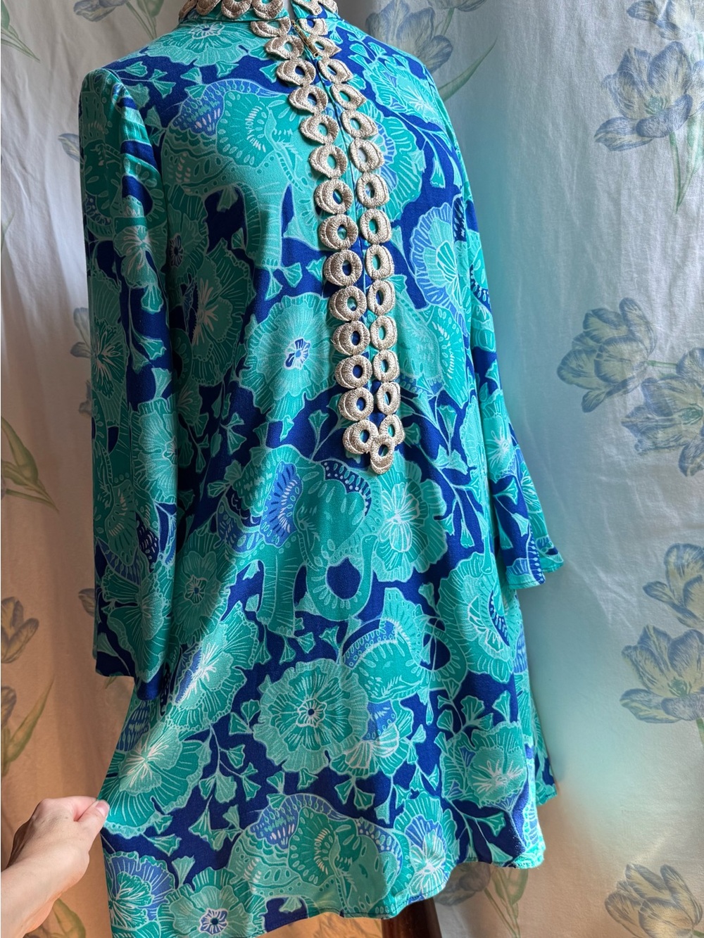 Bright Turquoise, Royal Blue & Gold Lilly Pulitzer Dress - Picture 5 of 16